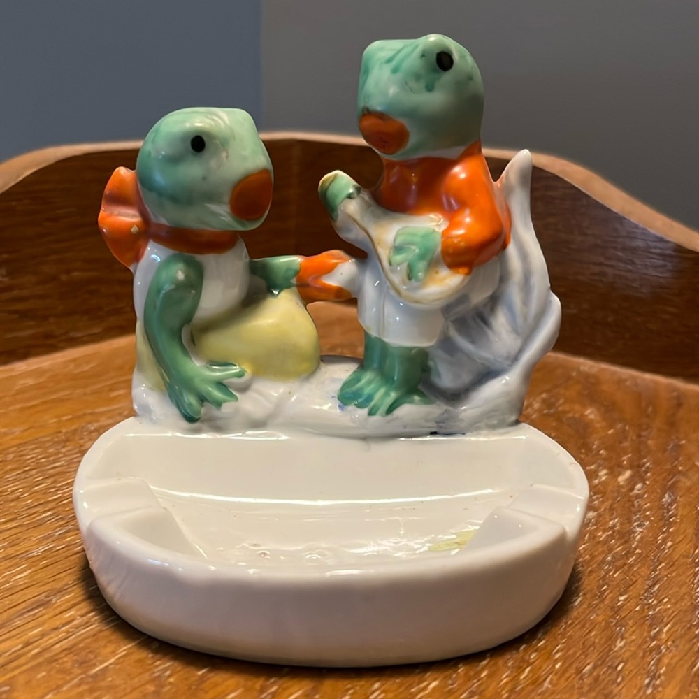 Vintage Kitschy Frog Musicians Band Ashtray with Match striker Japan